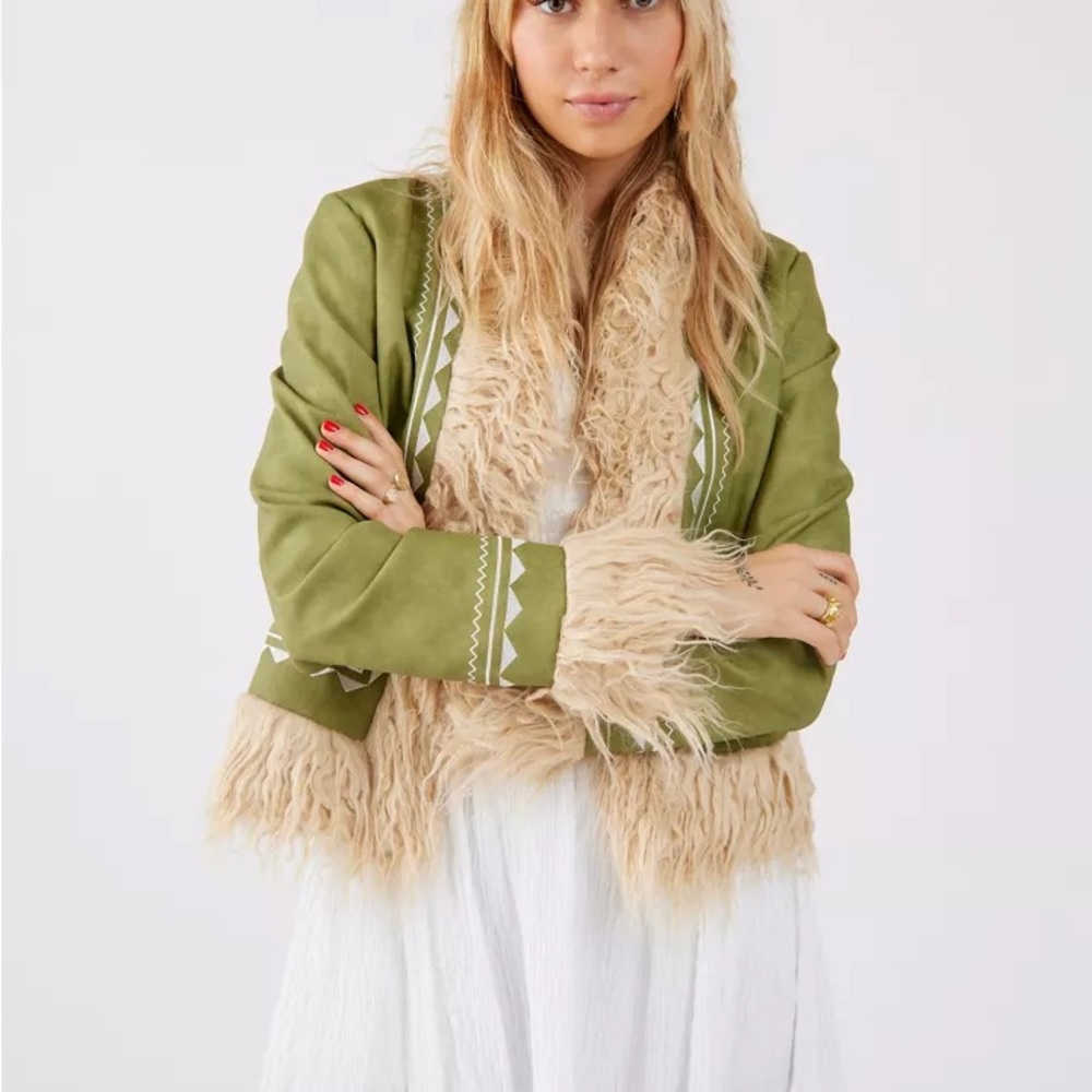 NWT UO Leanne Faux Fur Trim Jacket